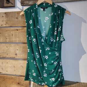 41 Hawtorn Green Floral Wrap Top by Connected Apparel
